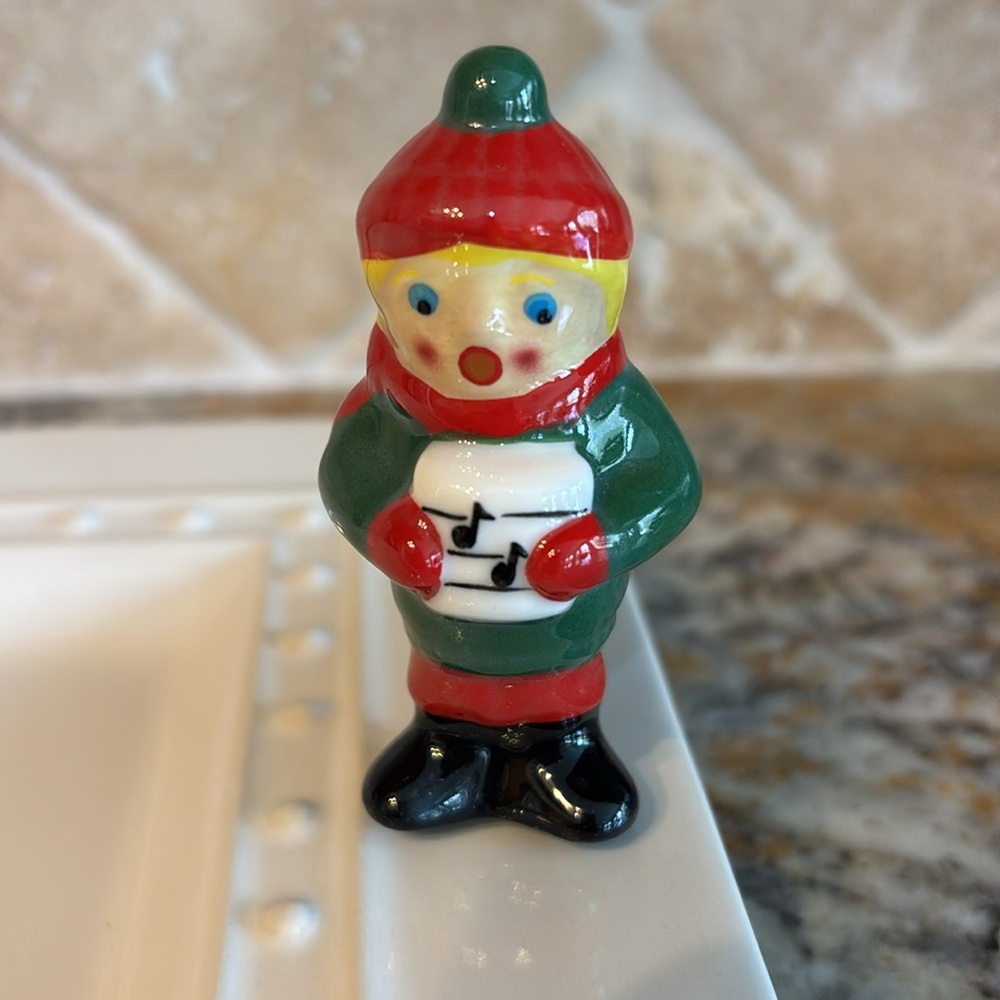 Fa-la-la Caroler Nora Fleming Mini 
-NWOT #4